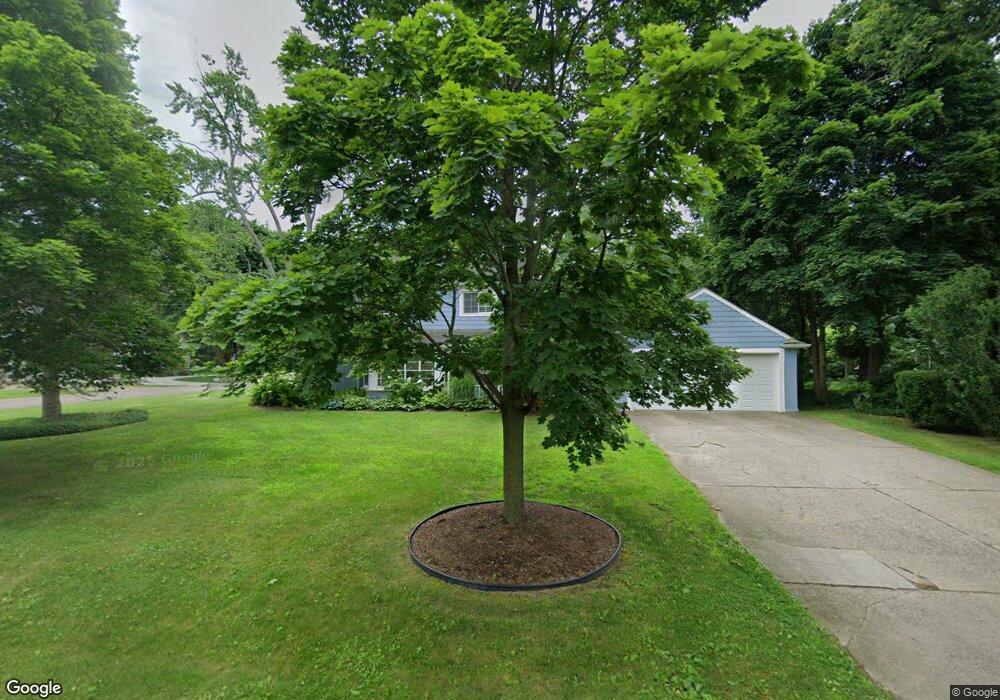 7103 Buckthorn Dr, West Bloomfield, MI 48324 - photo 1