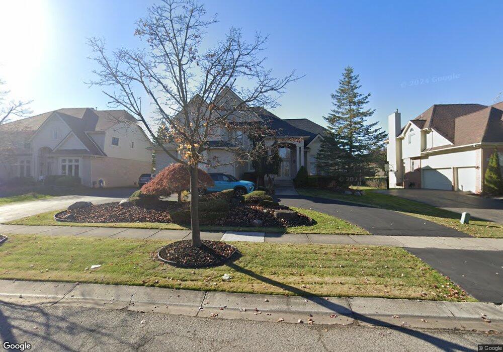 7376 Rafford Ln, West Bloomfield, MI 48322 - photo 1