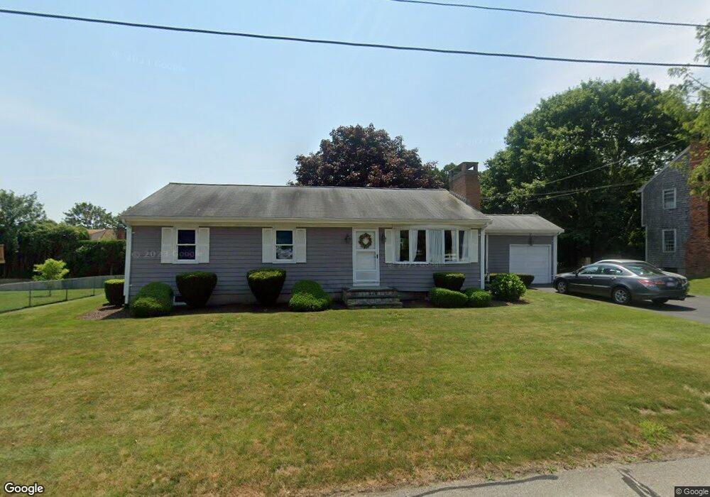 10 Utley St, South Dartmouth, MA 02748 - photo 1