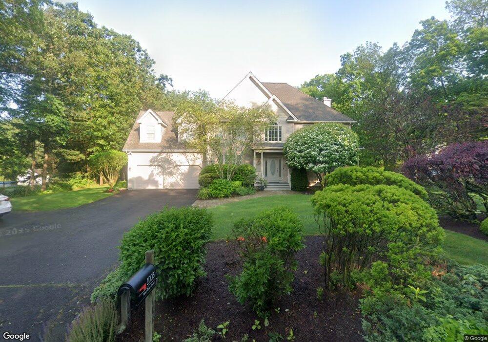 1008 W River St, Milford, CT 06461 - photo 1