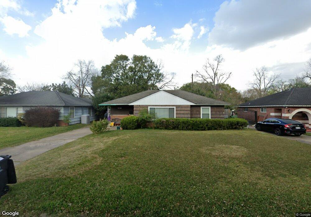 7719 Oak Vista St, Houston, TX 77087 - photo 1