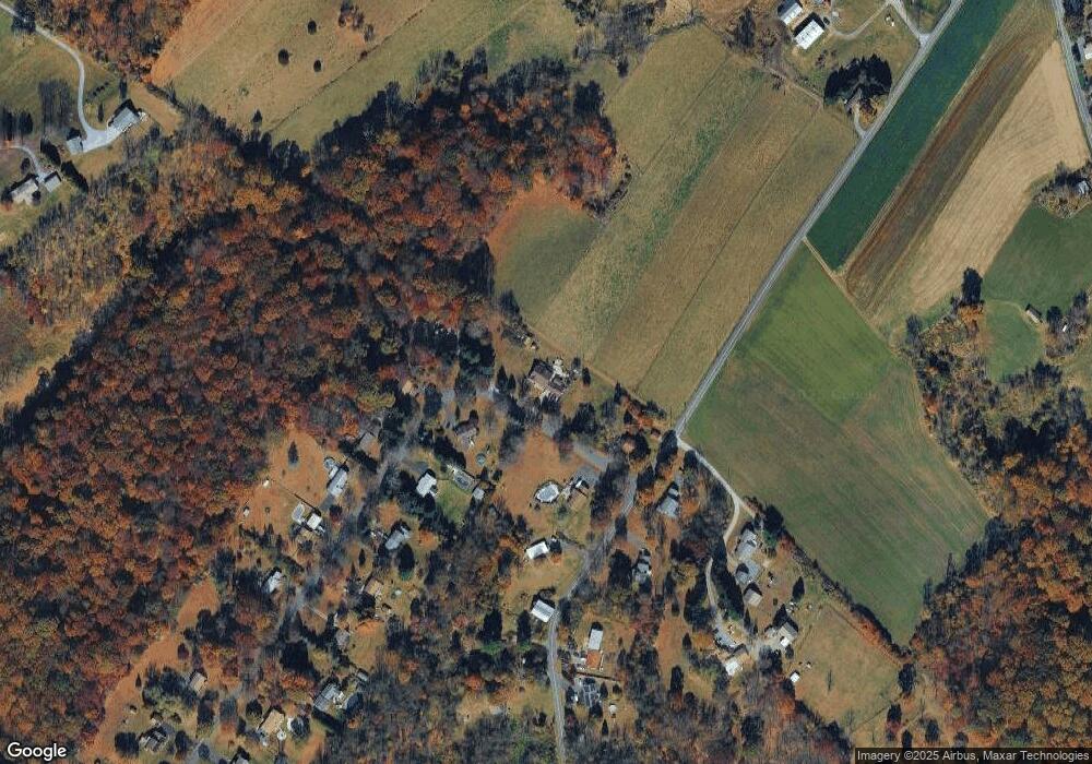 48 Red Oak Dr, Boyertown, PA 19512 - photo 1