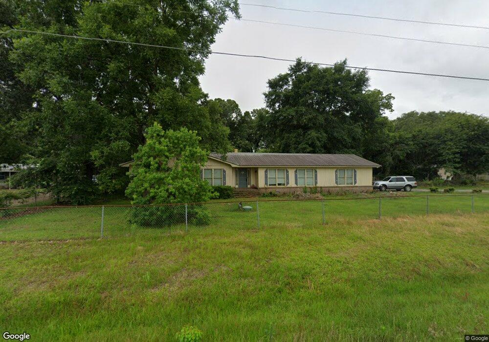 3004 War Eagle Ave, Albany, GA 31705 - photo 1