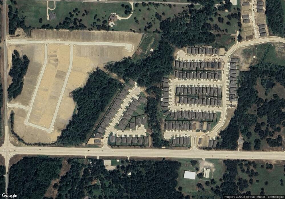 5100 Twin Oaks Ct, Denison, TX 75020 - photo 1