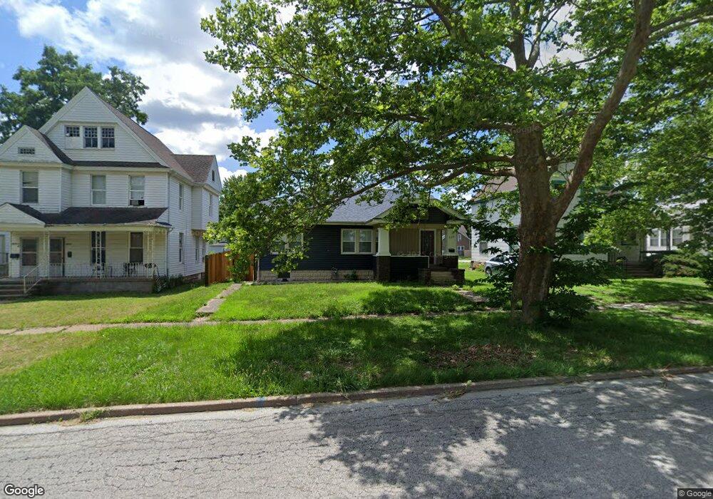 2215 W 4th St, Davenport, IA 52802 - photo 1