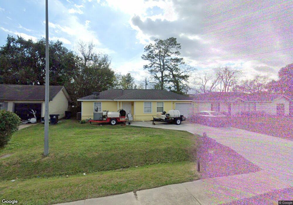 6946 Peyton St, Houston, TX 77028 - photo 1