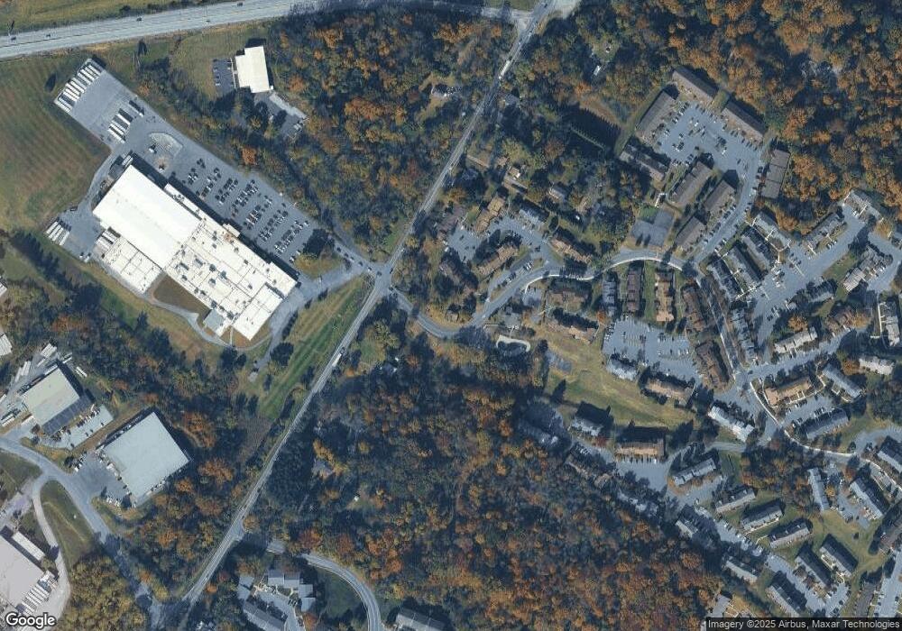 625 E Neversink Rd, Reading, PA 19606 - photo 1