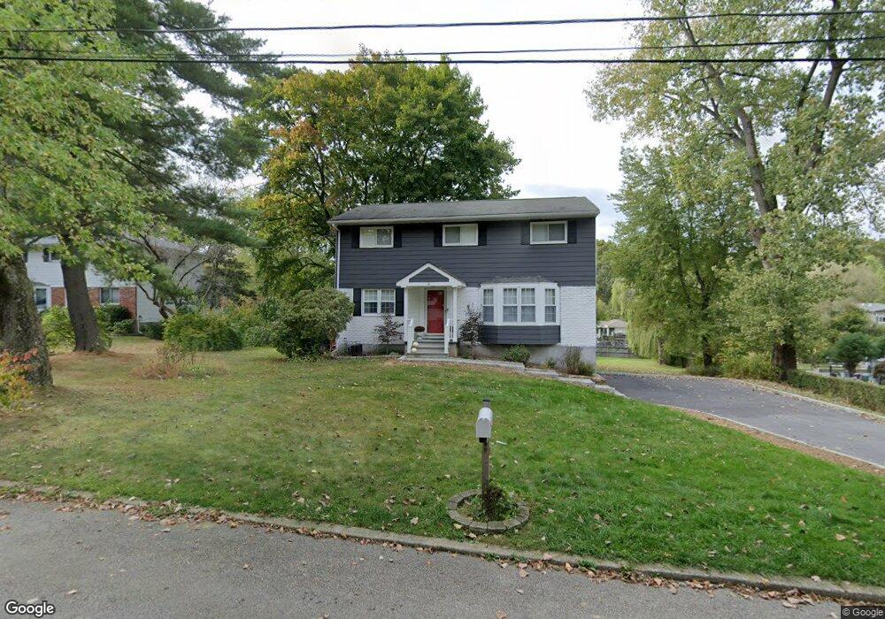 8 Redway Rd, Ossining, NY 10562 - photo 1