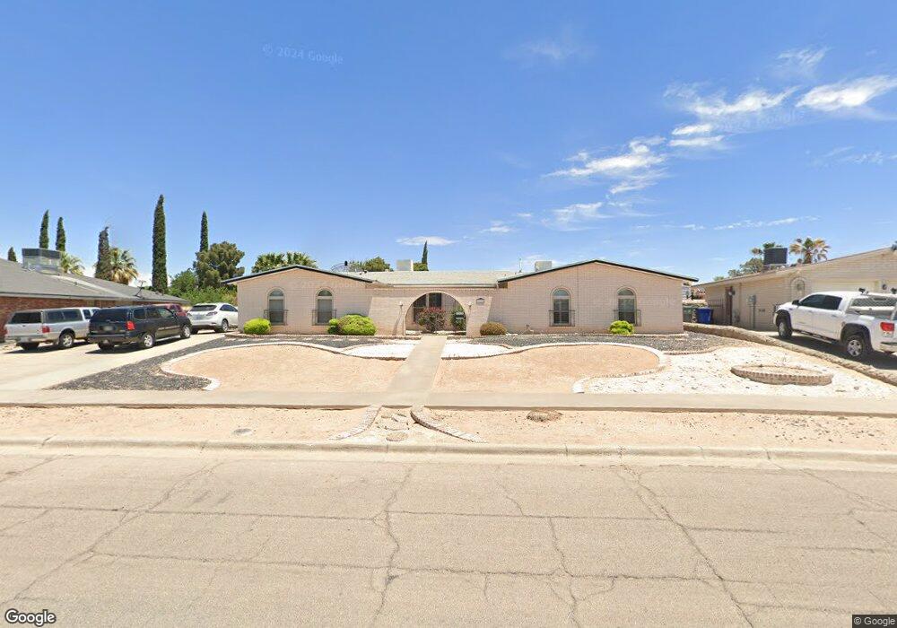 10225 Stoneway Dr, El Paso, TX 79925 - photo 1