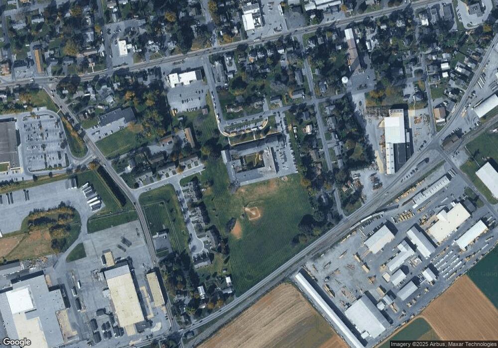 46 Hillcrest Ave, Leacock-Leola-bareville, PA 17540 - photo 1