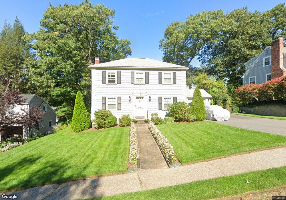 67 Hoover Rd, Needham Heights, MA 02494 - photo 1