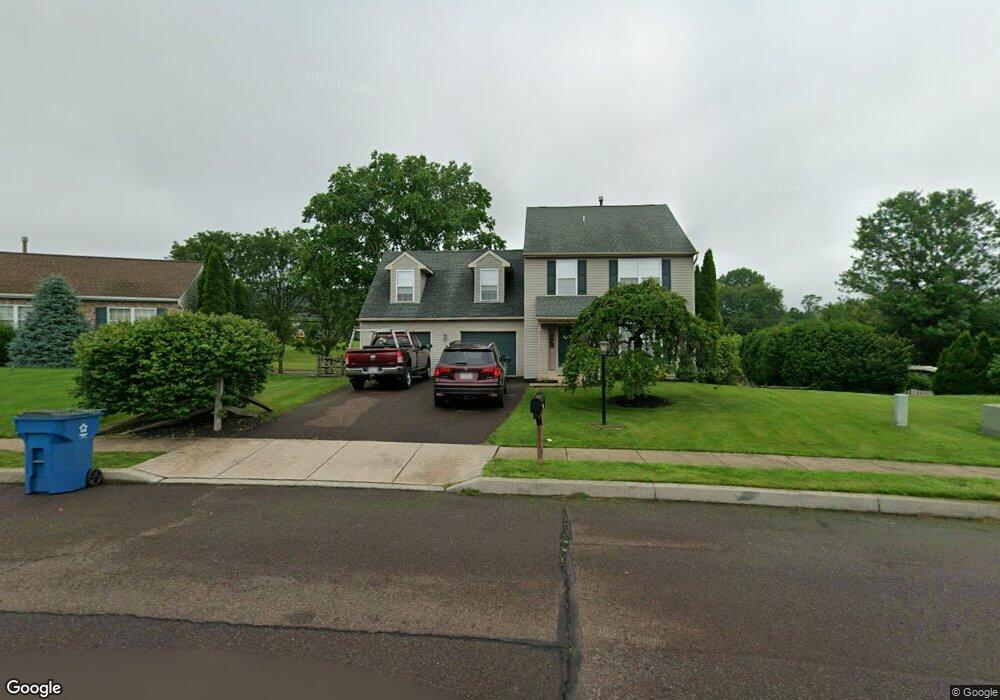 10 Greenleaf Cir, Perkasie, PA 18944 - photo 1