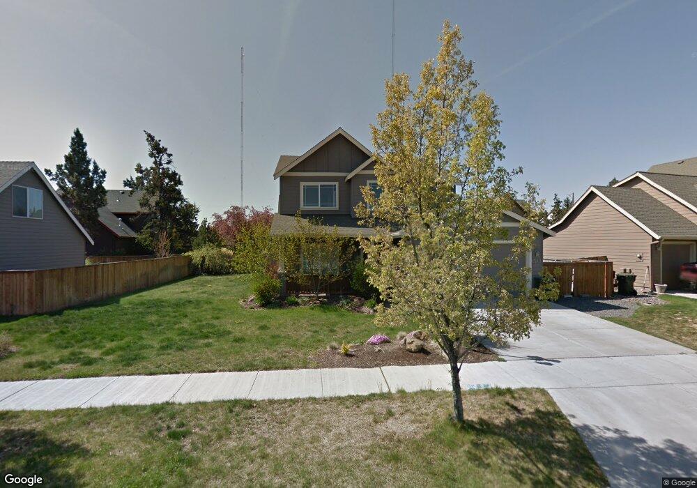 1513 NE Quiet Ridge Ln, Bend, OR 97701 - photo 1