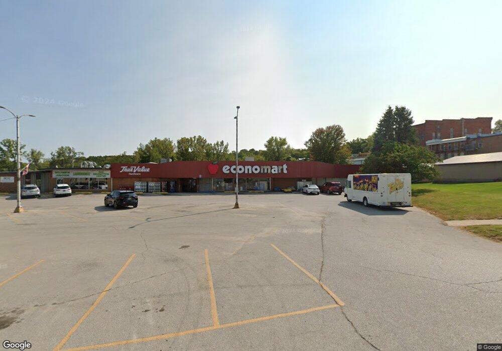 103 E Walnut St, Columbus Junction, IA 52738 - photo 1