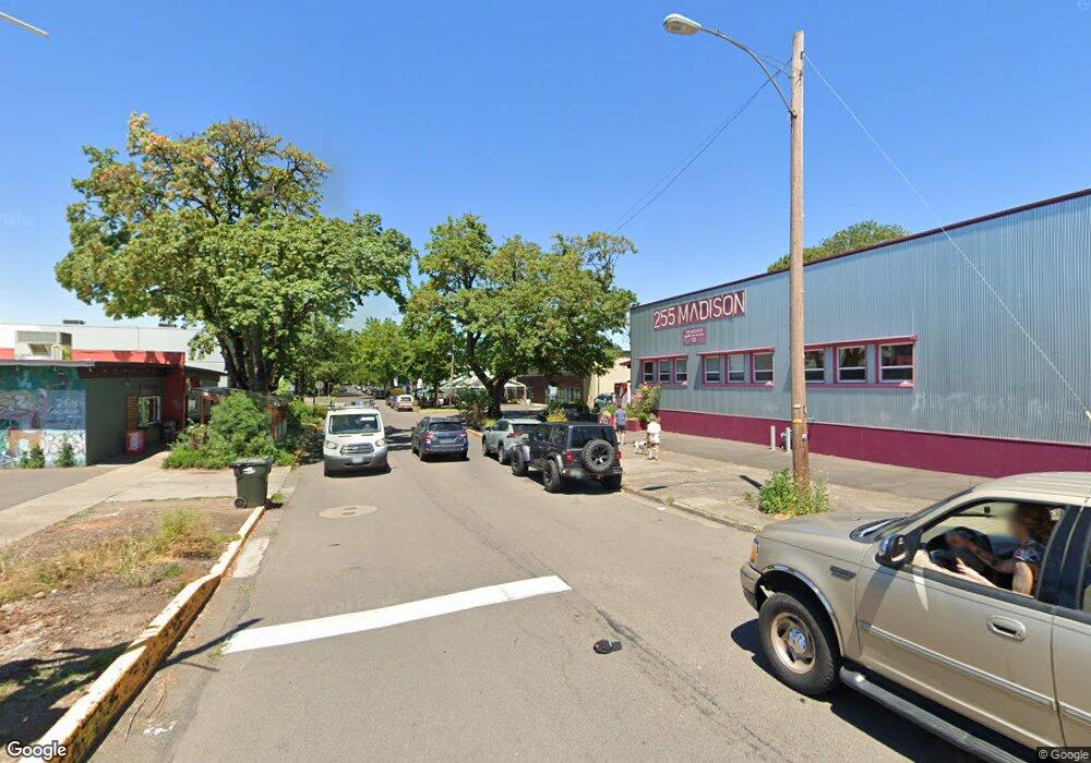 207 Madison St, Eugene, OR 97402 - photo 1