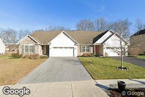 5315 Oak Leaf Dr, Mount Joy, PA 17552