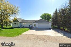 620 2nd St, Ipswich, SD 57451