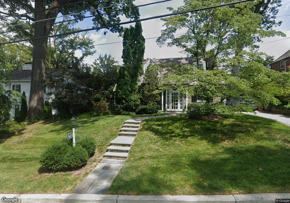7421 Lynnhurst St, Chevy Chase, MD 20815 - photo 1