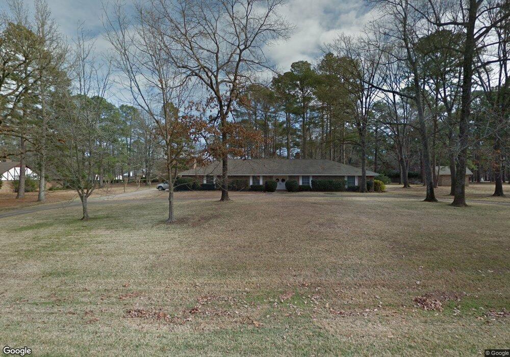 906 Clear Creek Dr, Texarkana, TX 75503 - photo 1