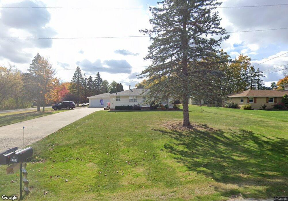 N153 Rogers Ln, Appleton, WI 54915 - photo 1