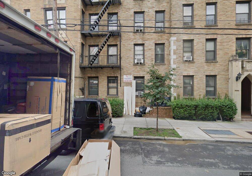 144-32 35th Ave unit D62, Flushing, NY 11354 - photo 1