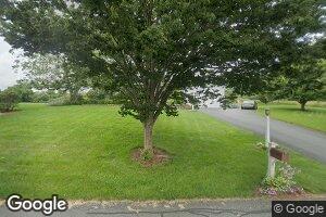 2 Masthead Ln, South Dartmouth, MA 02748