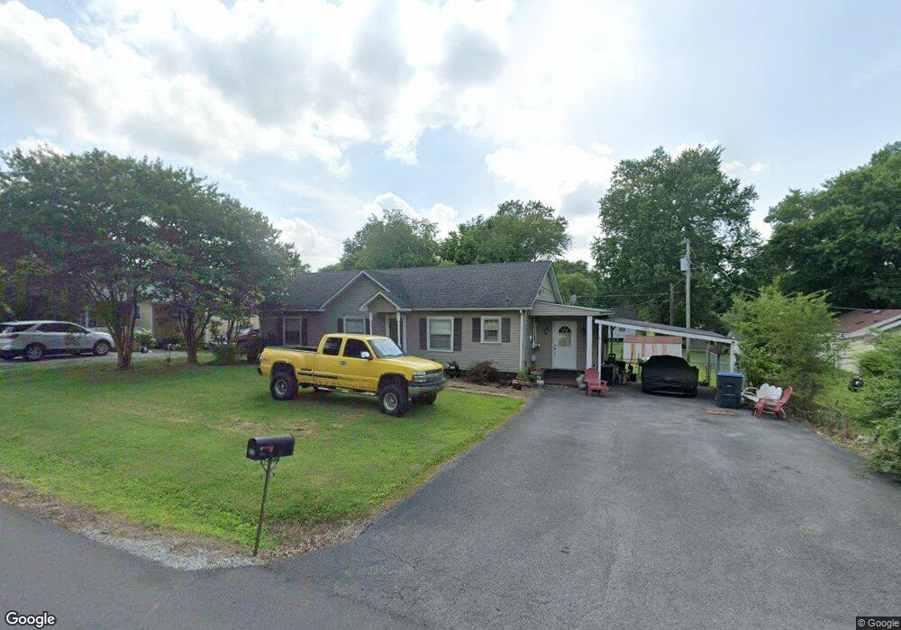 504 Woodrow St, Manchester, TN 37355 - photo 1