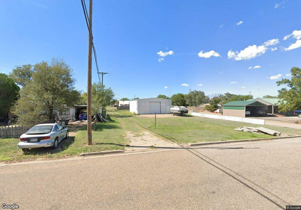 1012 Zauk Ave, Dumas, TX 79029 - photo 1