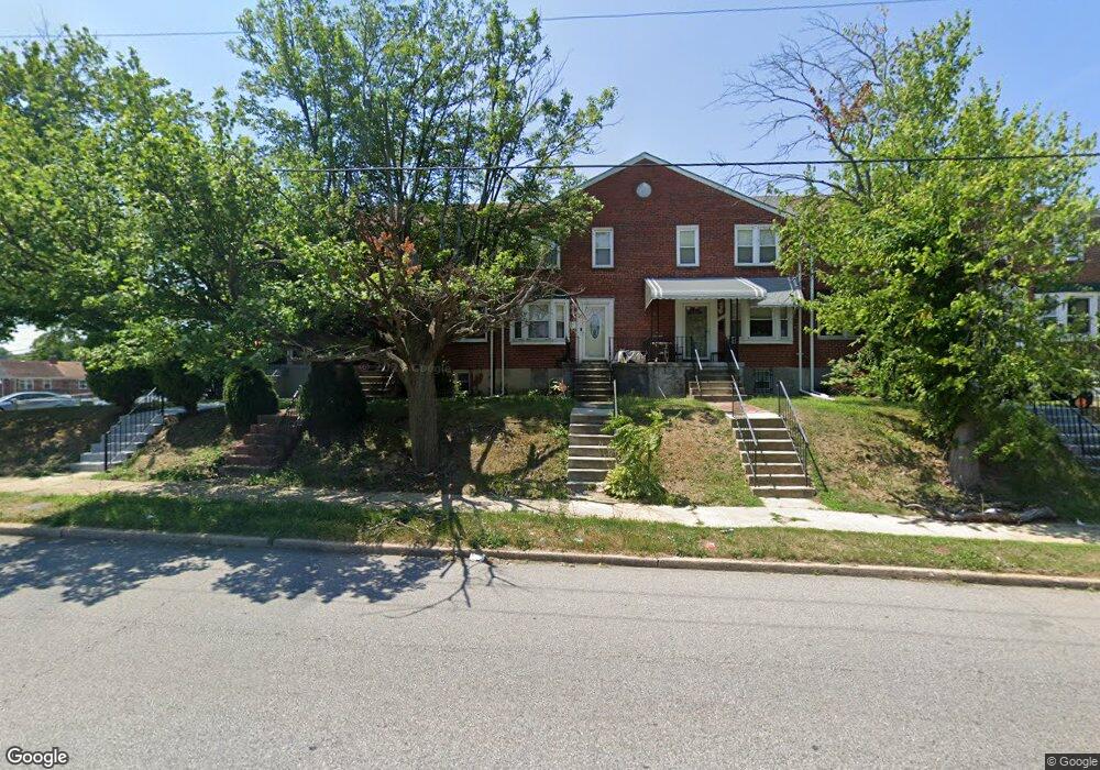 904 Cooks Ln, Baltimore, MD 21229 - photo 1