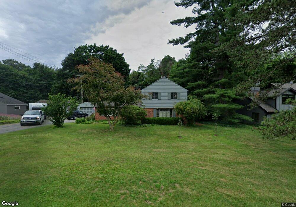 3258 Winterberry Dr, West Bloomfield, MI 48324 - photo 1