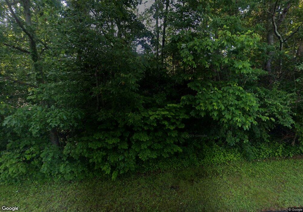 715 N Greenbrier Dr, Orange, CT 06477 - photo 1