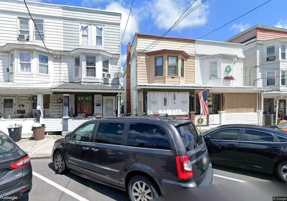 329 E Bertsch St, Lansford, PA 18232 - photo 1