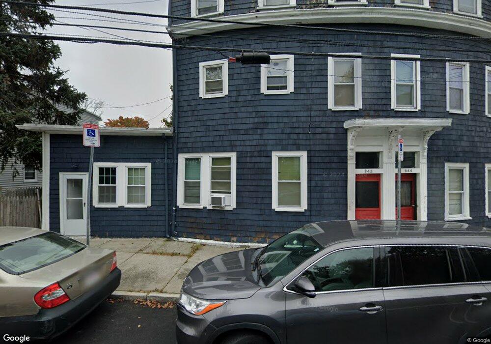 840 Canterbury St unit 3L, Roslindale, MA 02131 - photo 1