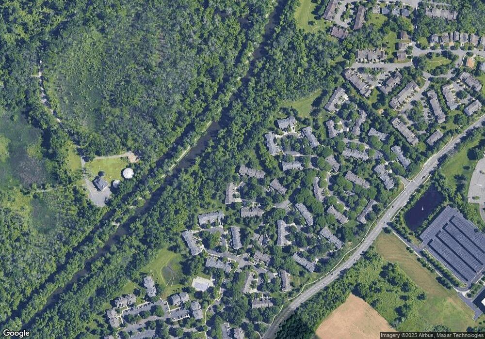 10 Towpath Ct, Princeton, NJ 08540 - photo 1