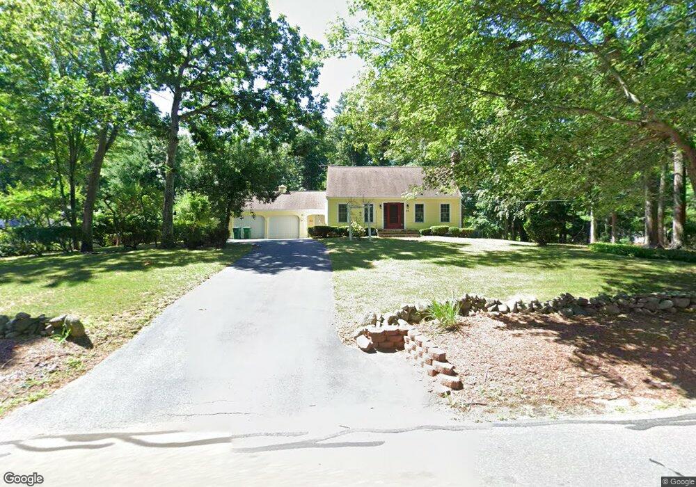 33 Spring St, Pembroke, MA 02359 - photo 1