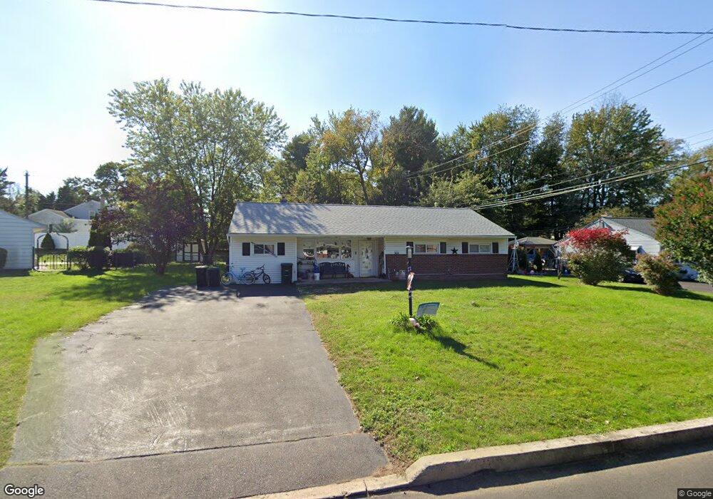 1088 Jeffrey Dr, Southampton, PA 18966 - photo 1