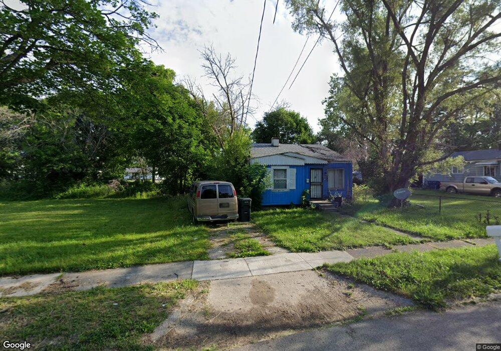 210 W Alma Ave, Flint, MI 48505 - photo 1