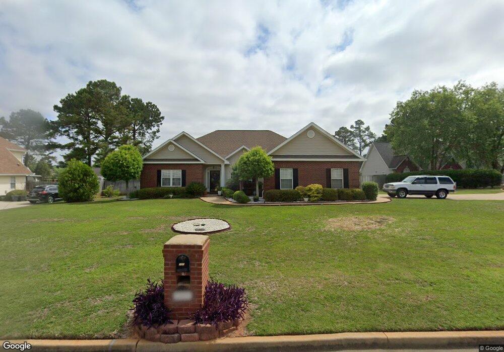 209 Laurelbrook Dr, Warner Robins, GA 31088 - photo 1