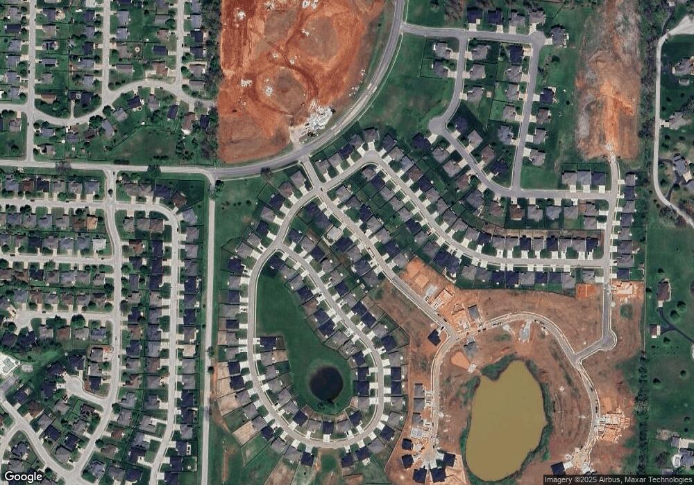 813 S Ridgemont Dr, Nixa, MO 65714 - photo 1