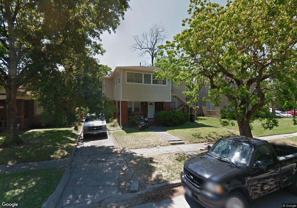1655 Hawthorne St, Houston, TX 77006 - photo 1
