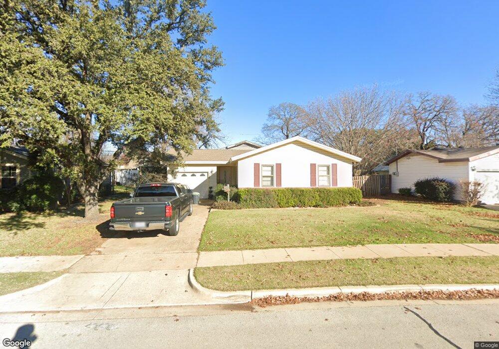 720 W Redbud Dr, Hurst, TX 76053 - photo 1