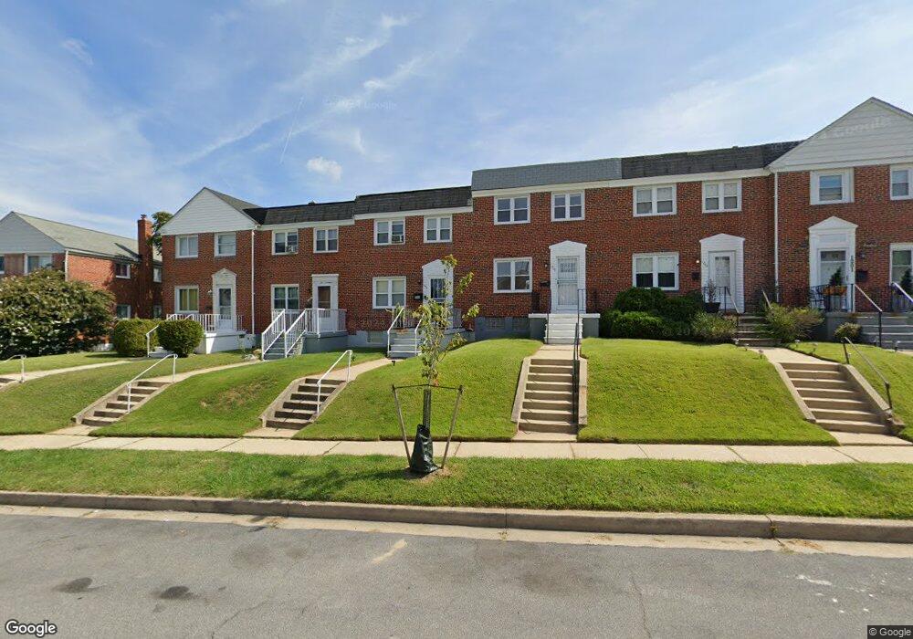 1207 Linkside Dr, Parkville, MD 21234 - photo 1