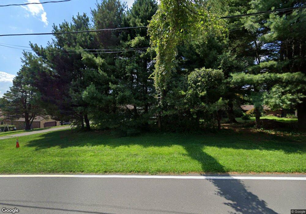 1237 Doe Run Rd, Newark, DE 19711 - photo 1