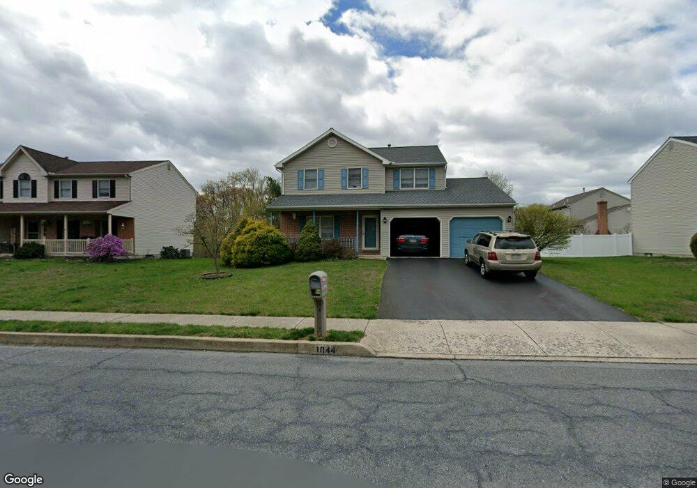 1044 Boeshore Cir, Reading, PA 19605 - photo 1