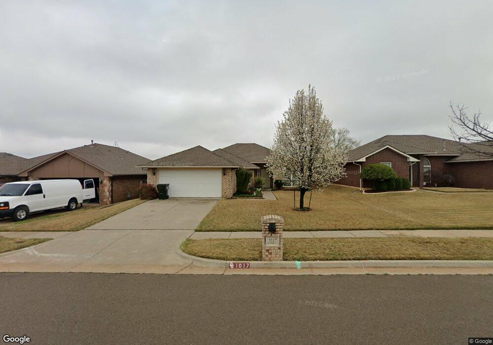 1017 Eagle Cliff Dr, Norman, OK 73072 - photo 1