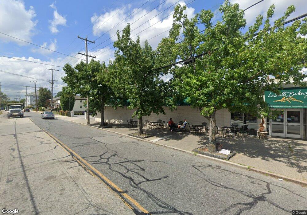 685 Admiral St, Providence, RI 02908 - photo 1