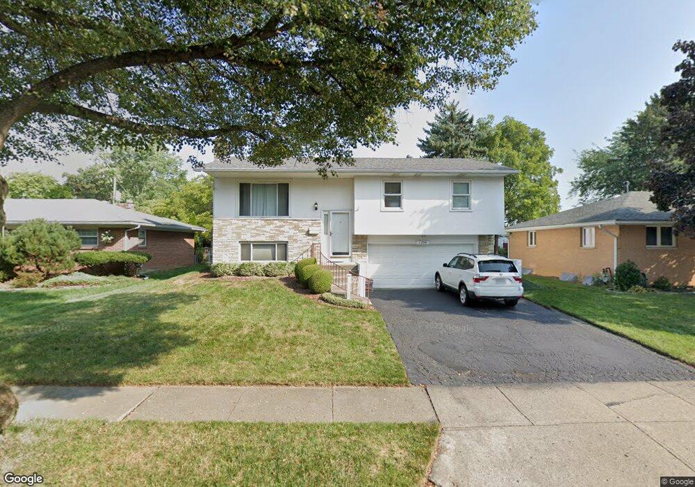 1250 Kildale Square S, Columbus, OH 43229 - photo 1