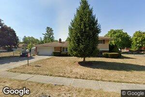 1755 Woodcrest Rd, Columbus, OH 43232