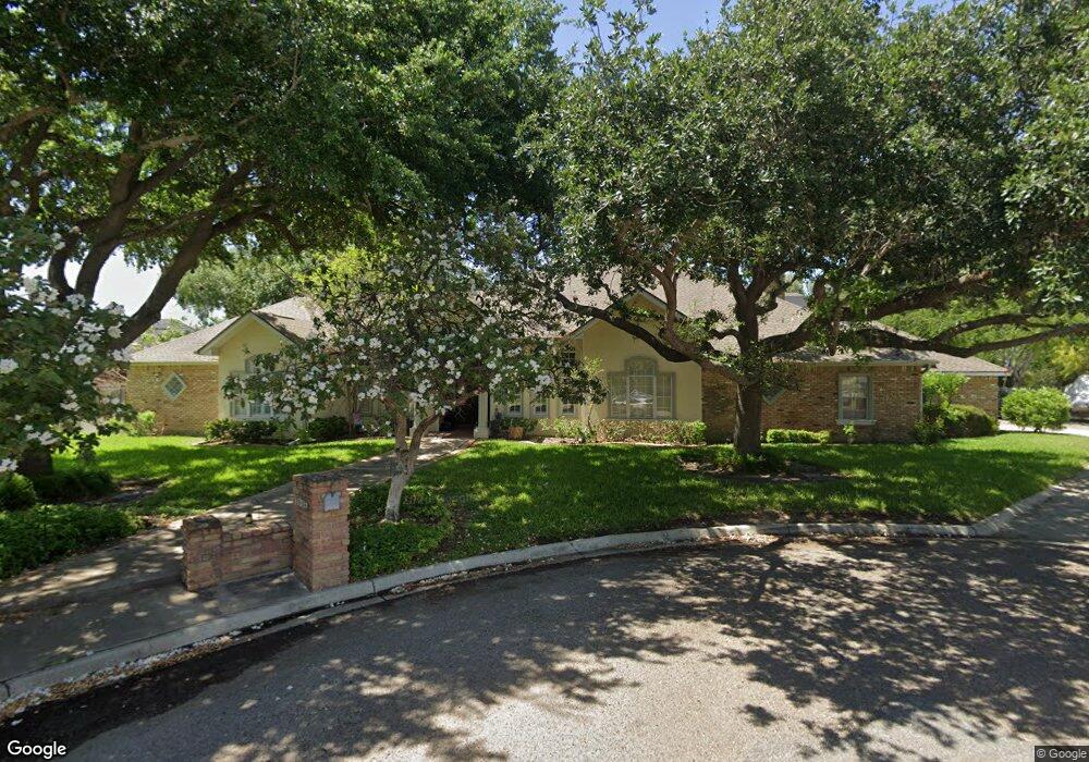 2405 Garza St, Edinburg, TX 78539 - photo 1