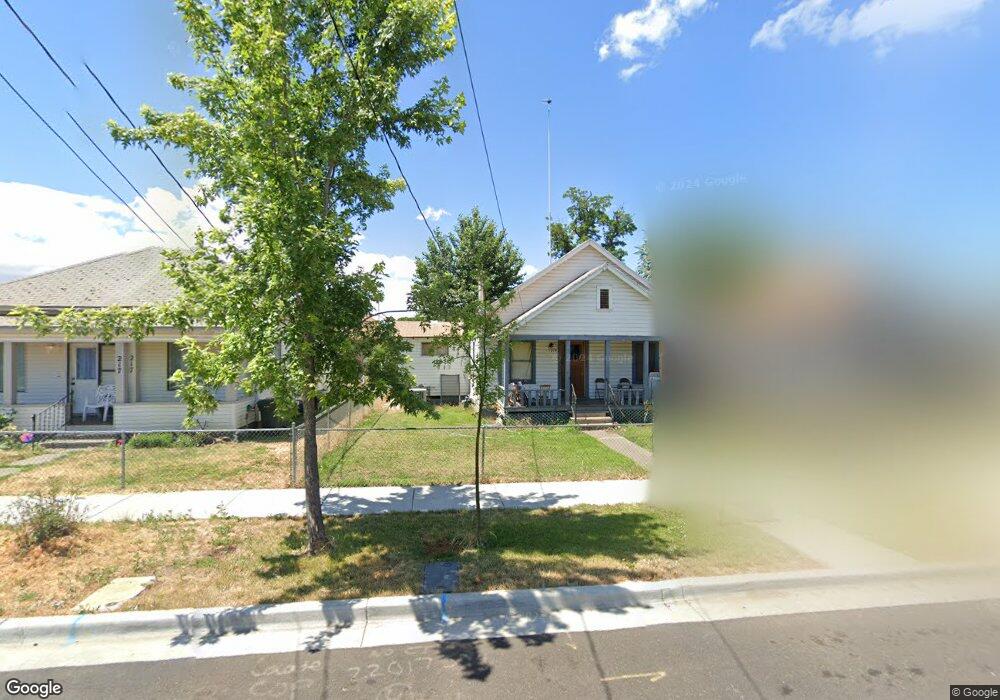 215 SW 7th St, Pendleton, OR 97801 - photo 1